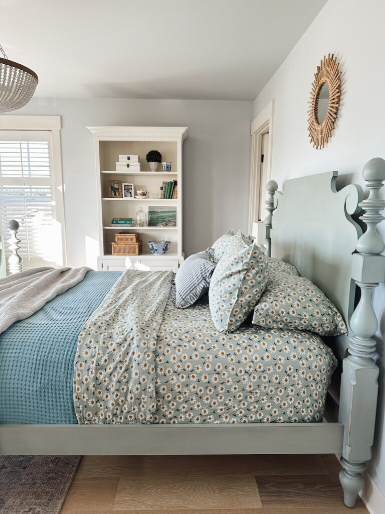 Fresh As A Daisy: These Gorgeous Spring Sheets And Quincy